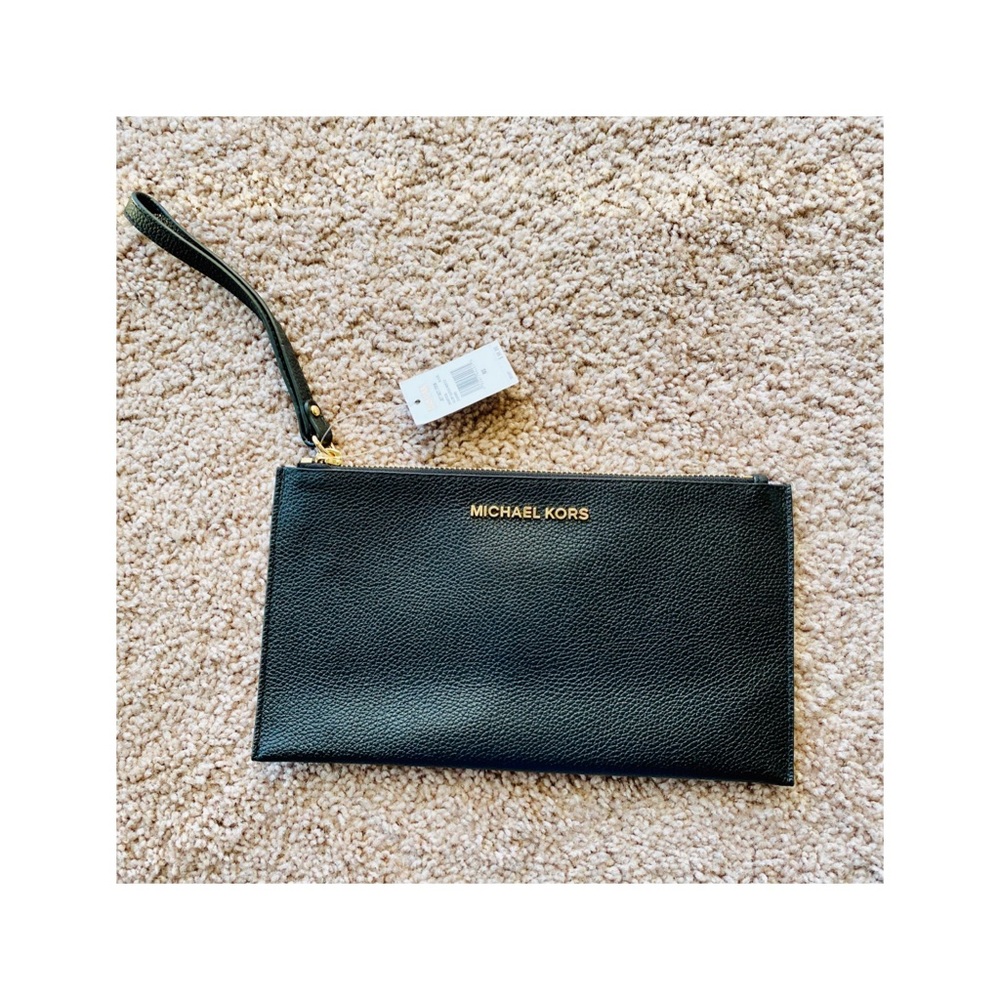 Michael Kors wristlet